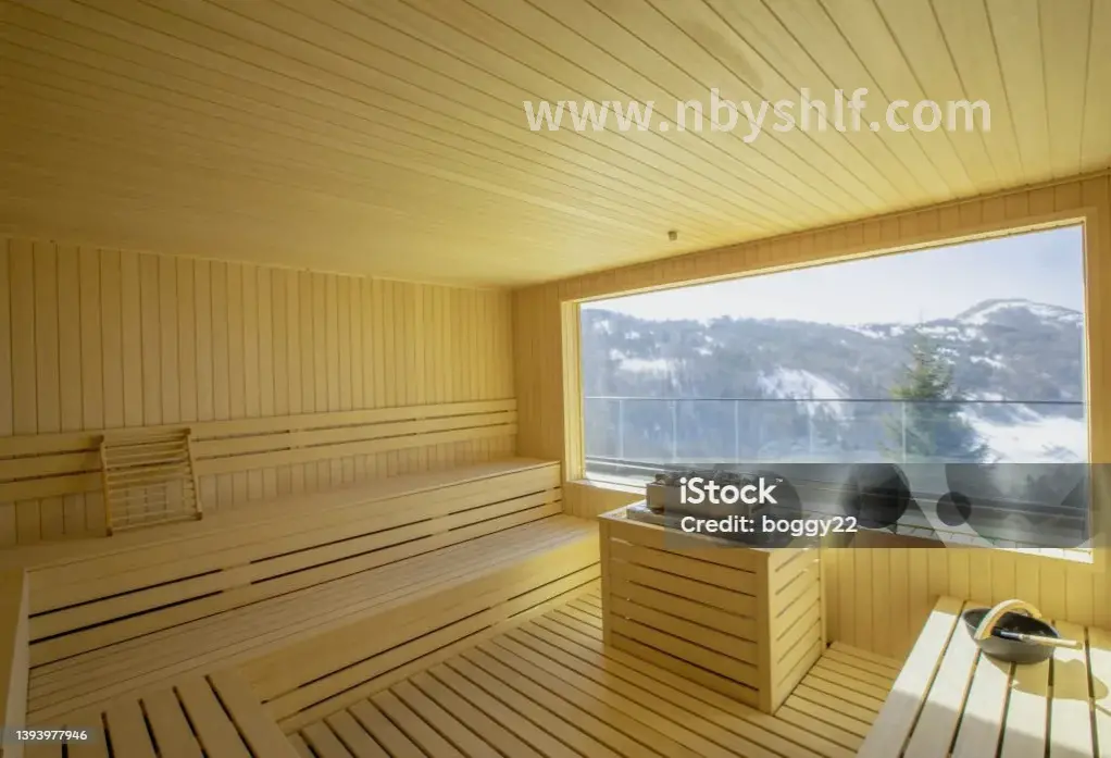 桑拿房内的灯光